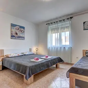 apartments-goga-fazana.pula-hotels.org/